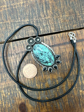 Load image into Gallery viewer, The Delilah Pendant