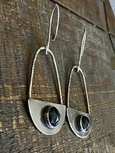 Load image into Gallery viewer, The Nixie Earrings