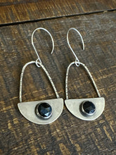 Load image into Gallery viewer, The Nixie Earrings